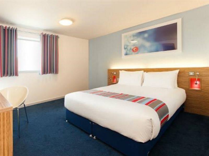 Travelodge London Woolwich Екстериор снимка